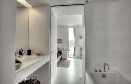 Patio-Blanco-Rock-Ibiza_15