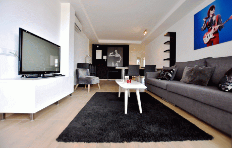 Bon-Viure-Kate-Moss-Ibiza_14